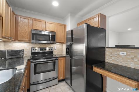 175 South End Road East Haven CT 06512