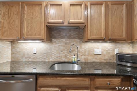 175 South End Road East Haven CT 06512