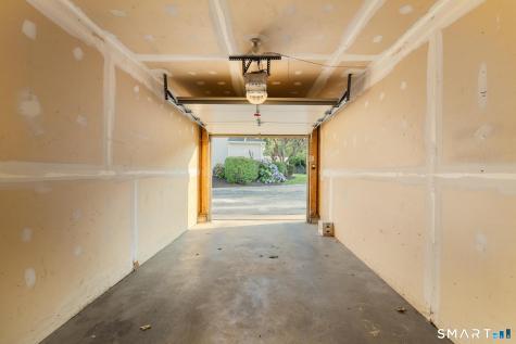 175 South End Road East Haven CT 06512