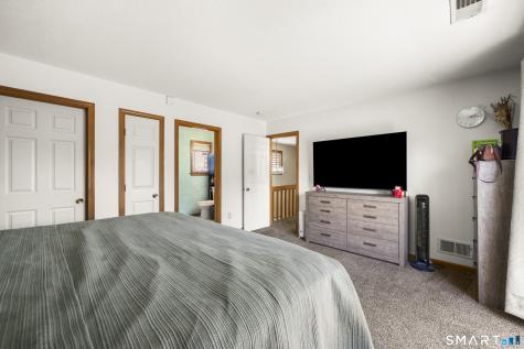 52 Elm Meadows Enfield CT 06082