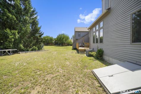 52 Elm Meadows Enfield CT 06082