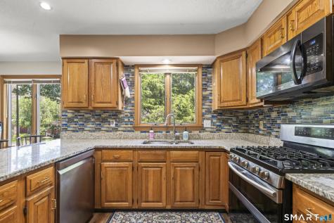 52 Elm Meadows Enfield CT 06082