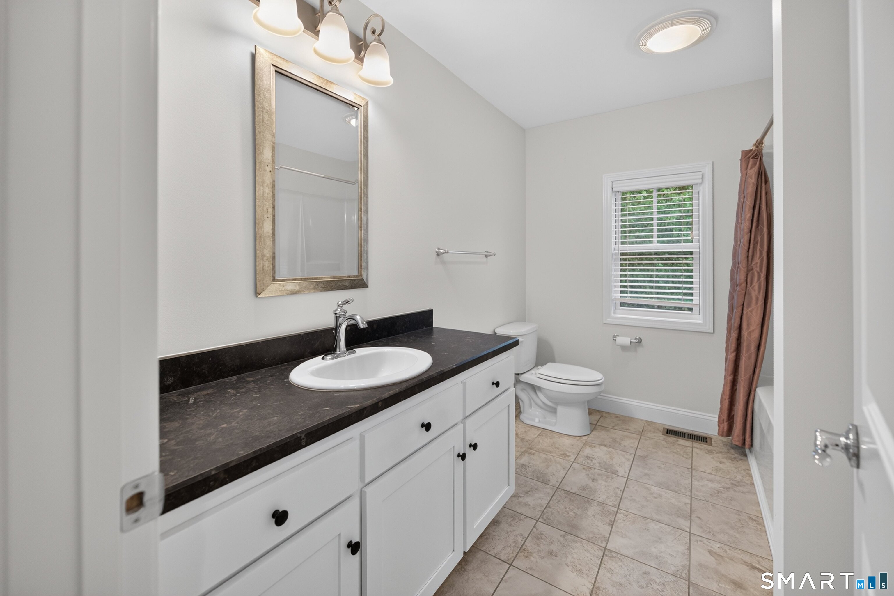 84 Harvest Court Newington CT 06111