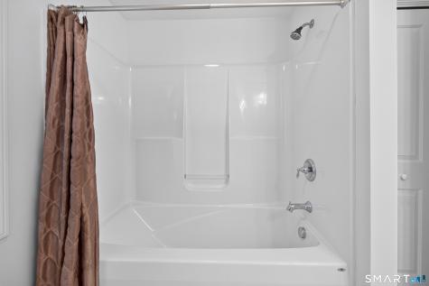 84 Harvest Court Newington CT 06111