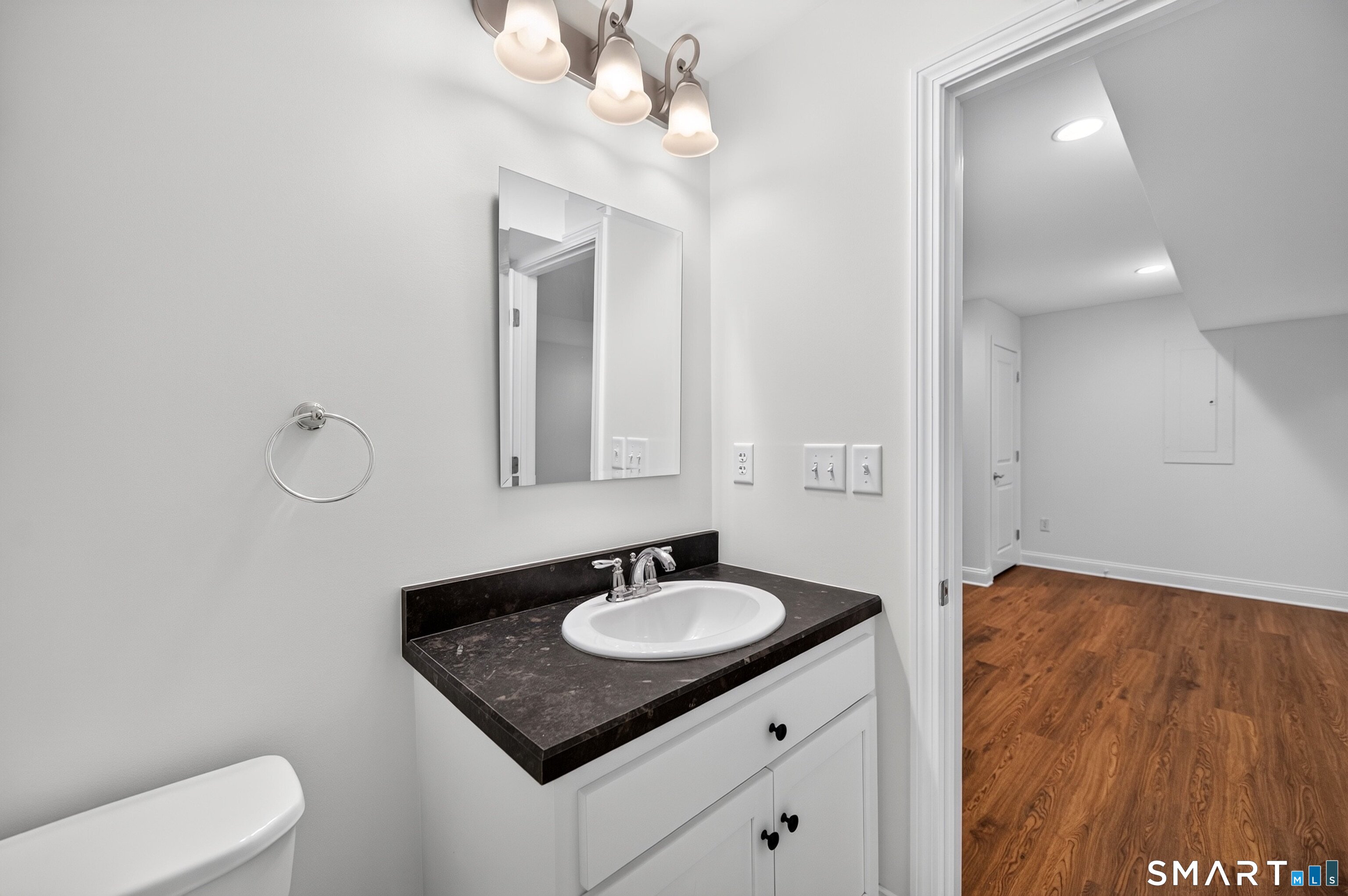 84 Harvest Court Newington CT 06111