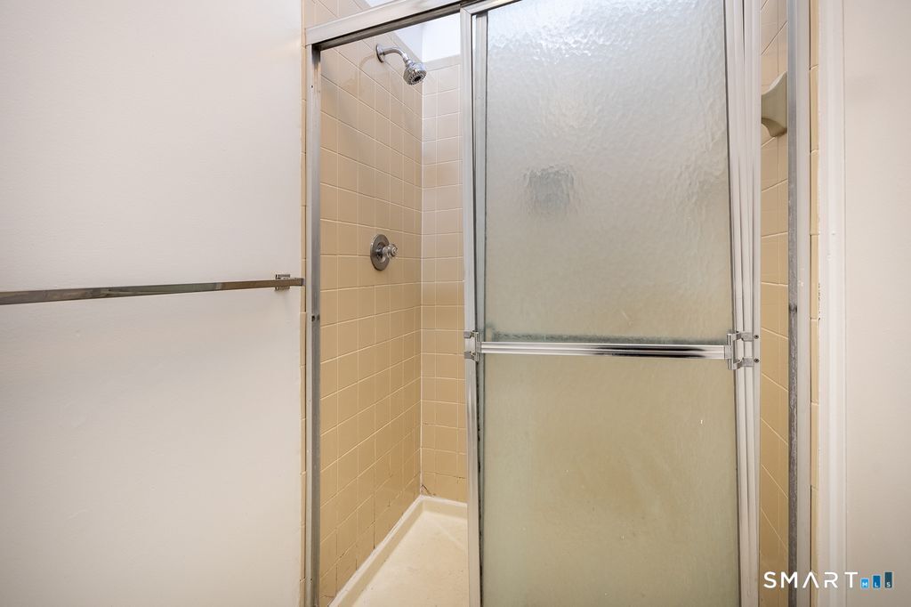 33 Olcott Way Ridgefield CT 06877