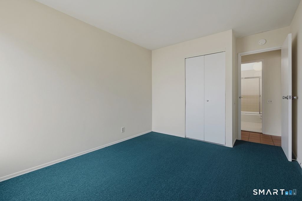 33 Olcott Way Ridgefield CT 06877