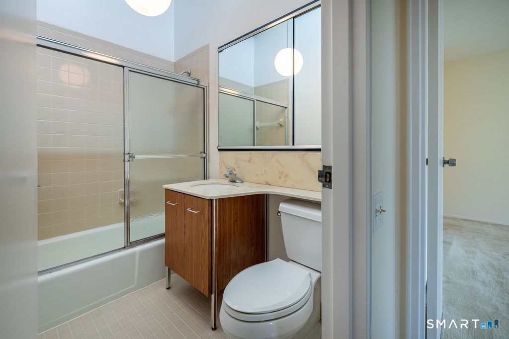 33 Olcott Way Ridgefield CT 06877