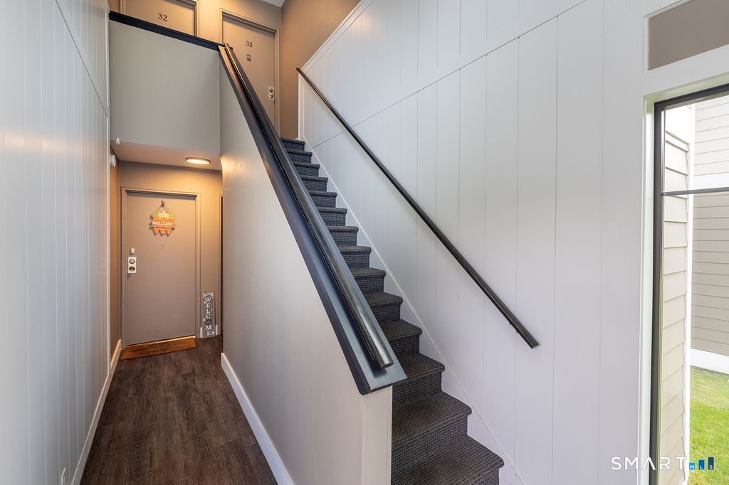 33 Olcott Way Ridgefield CT 06877