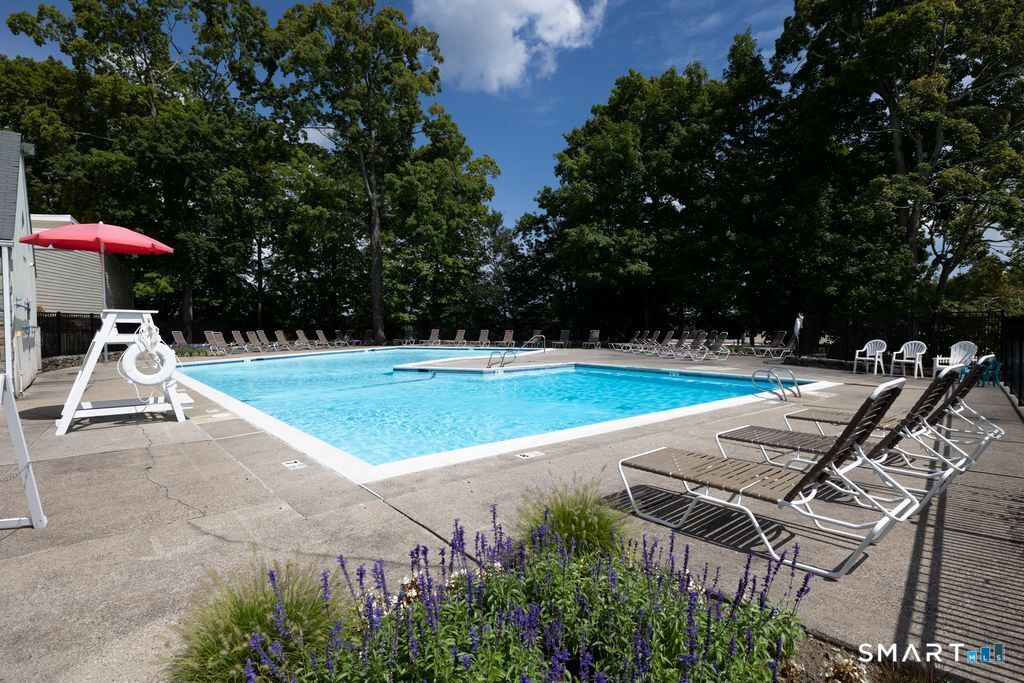 33 Olcott Way Ridgefield CT 06877