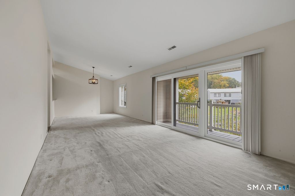 33 Olcott Way Ridgefield CT 06877