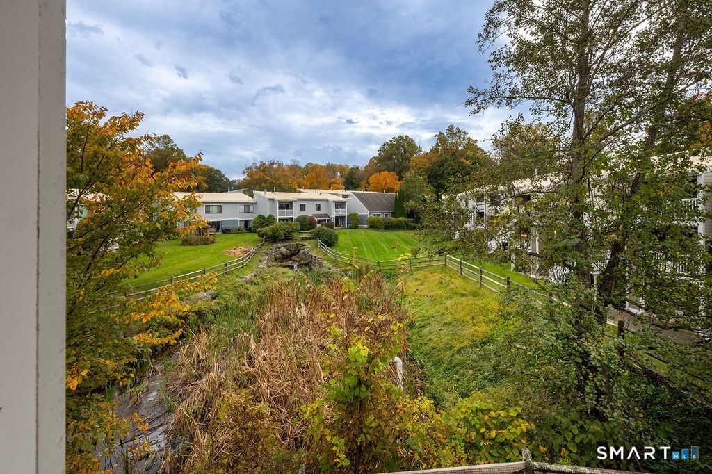 33 Olcott Way Ridgefield CT 06877