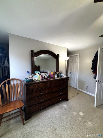 4 Lakeside Drive Ledyard CT 06335