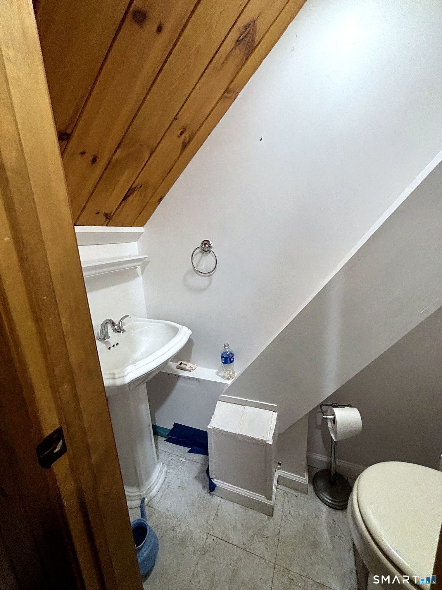 4 Lakeside Drive Ledyard CT 06339
