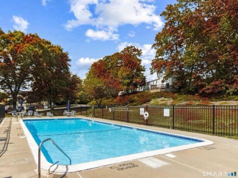 4 Lakeside Drive Ledyard CT 06335