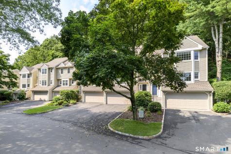 133 Governor Trumbull Way Trumbull CT 06611