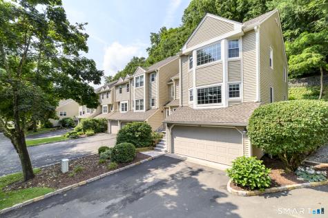 133 Governor Trumbull Way Trumbull CT 06611