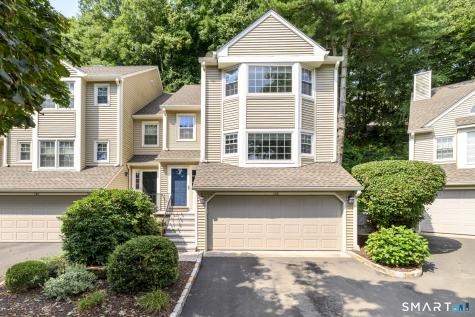 133 Governor Trumbull Way Trumbull CT 06611