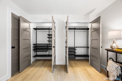 9 Carriage Drive Simsbury CT 06070