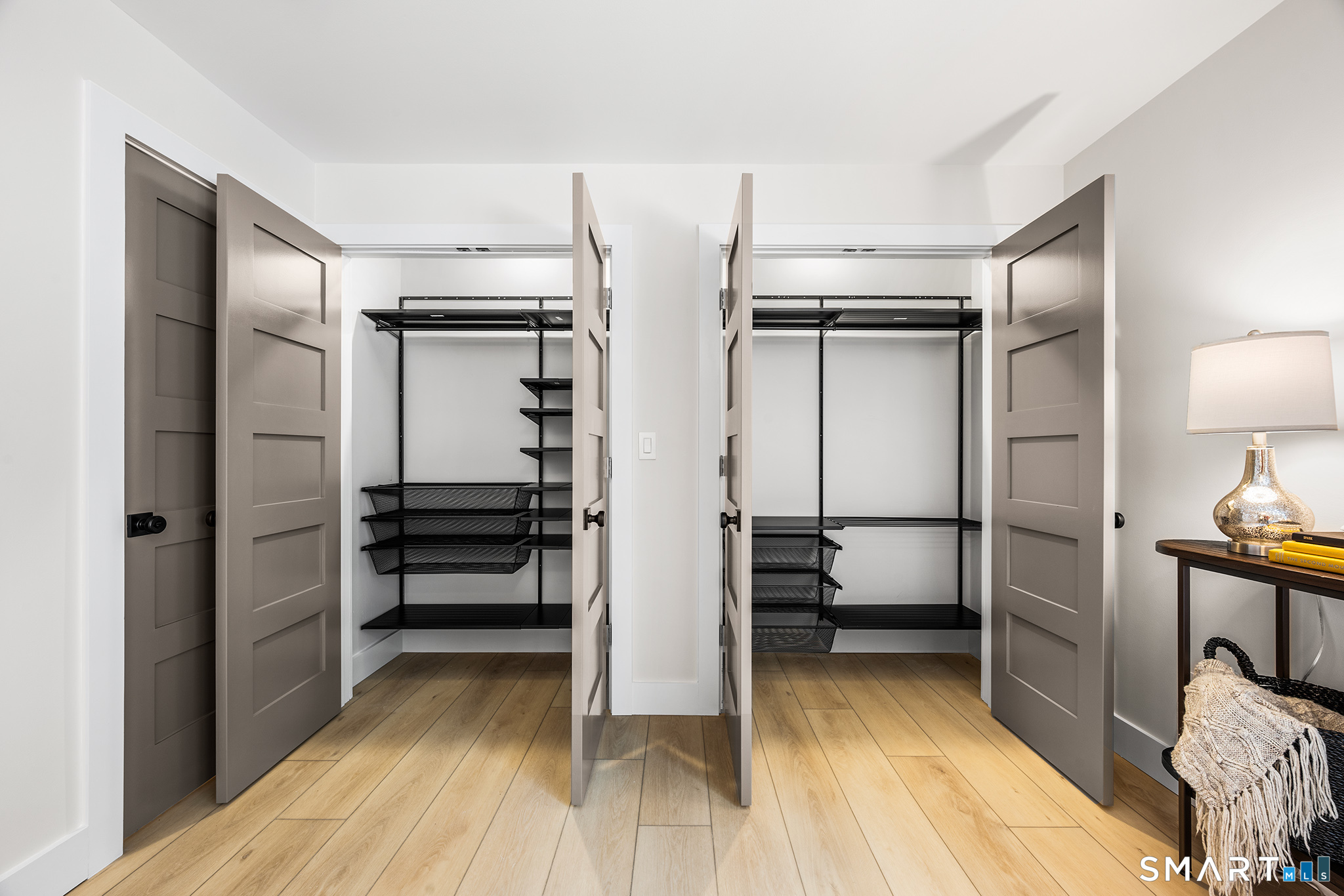 9 Carriage Drive Simsbury CT 06070