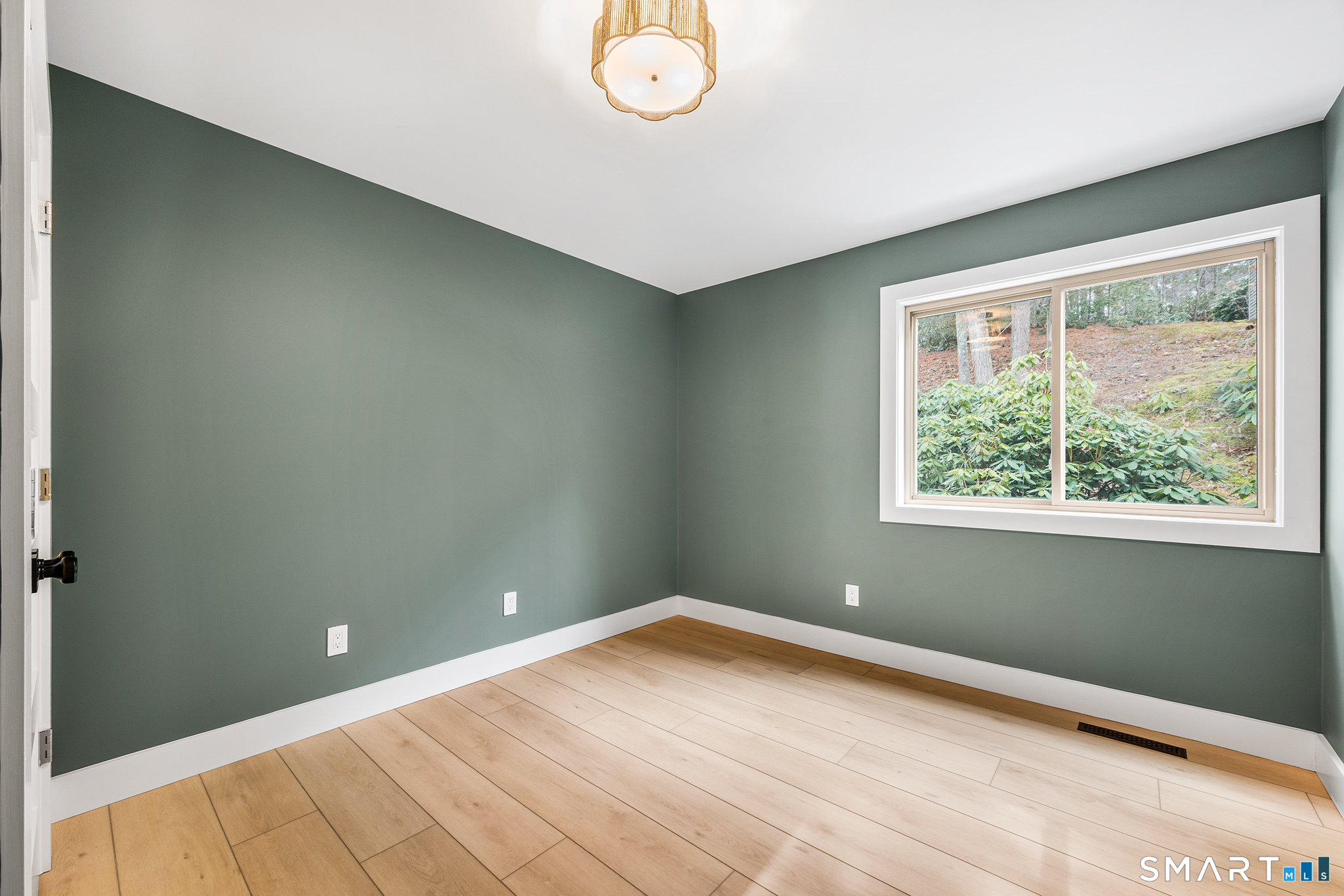 9 Carriage Drive Simsbury CT 06070