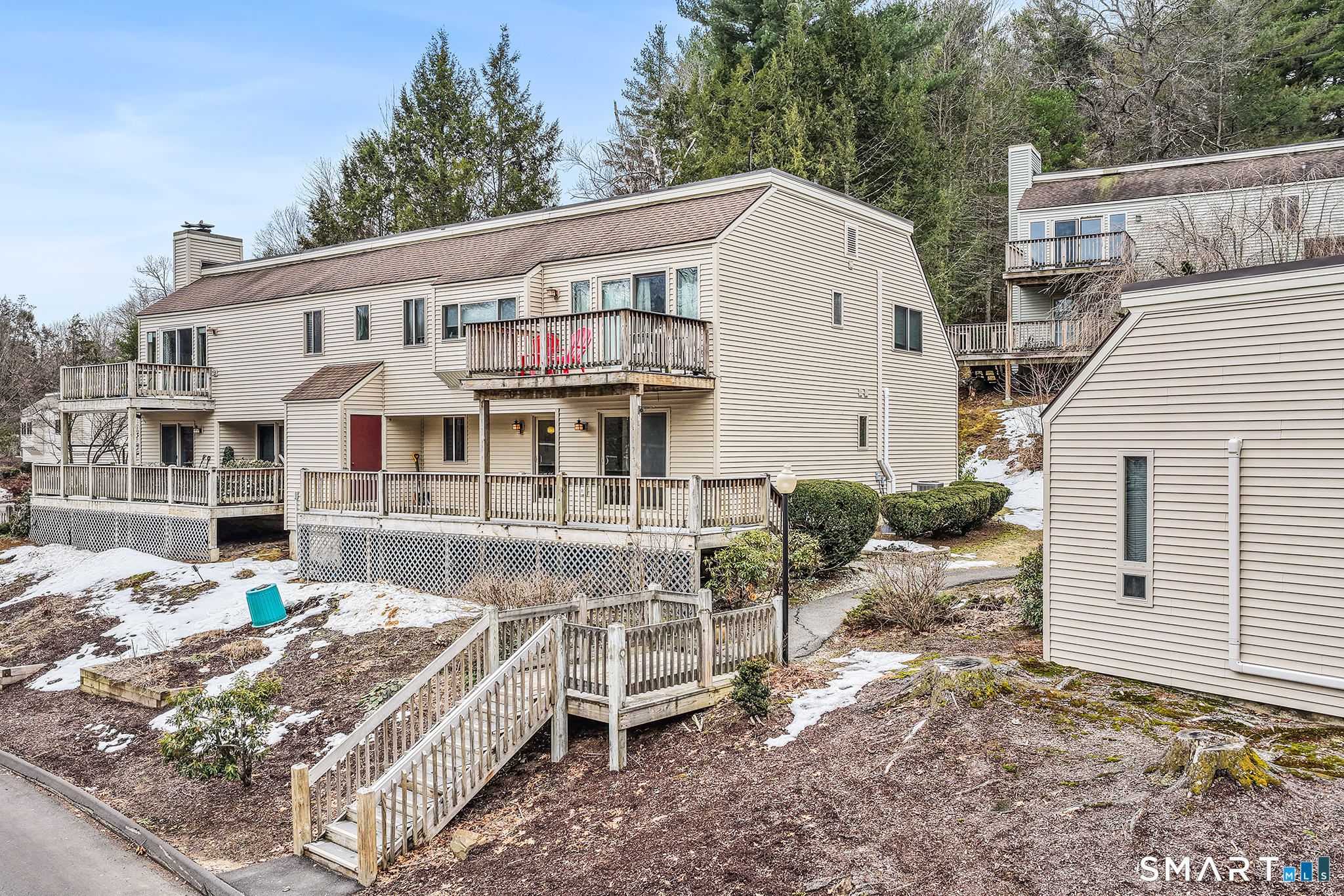 9 Carriage Drive Simsbury CT 06070