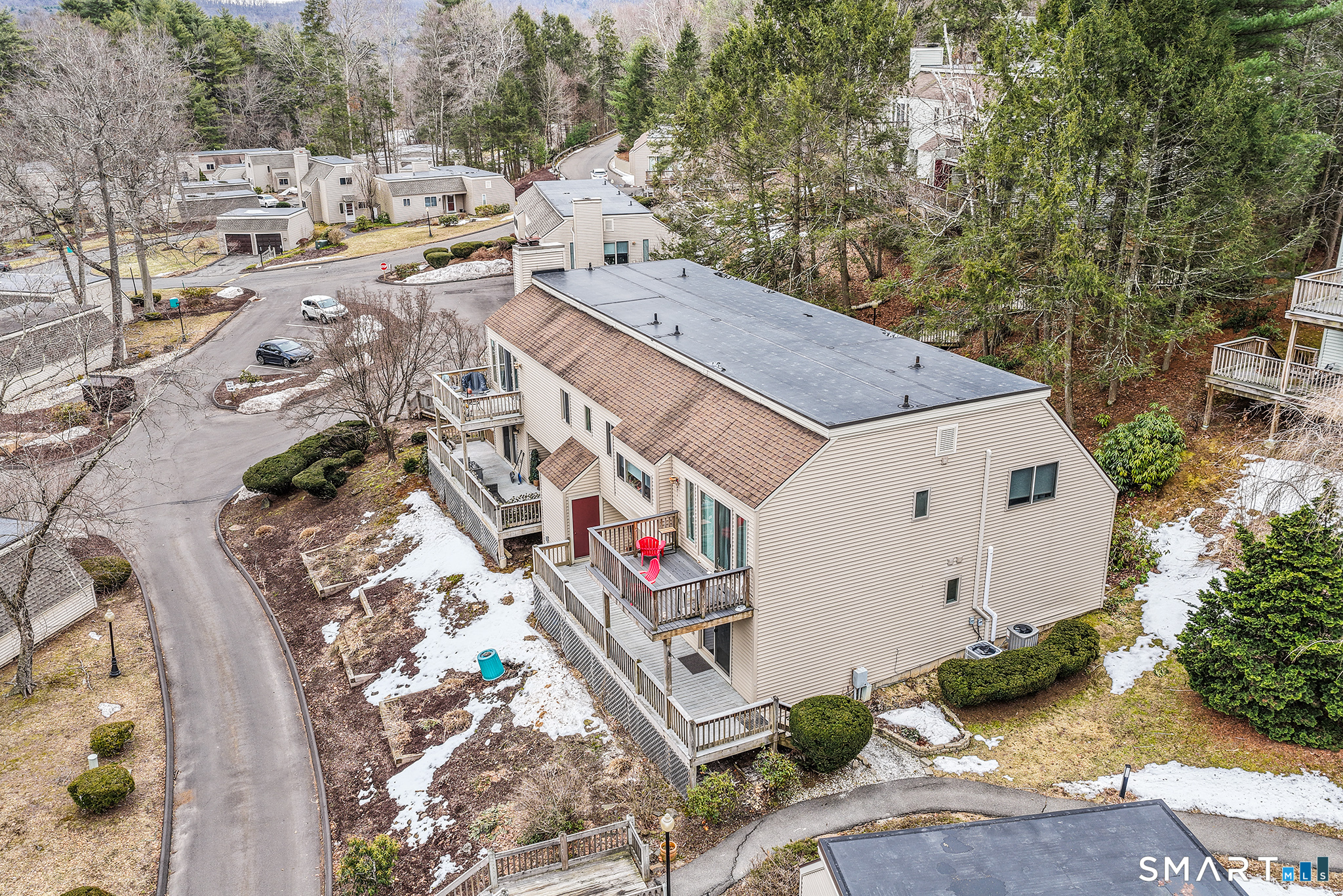 9 Carriage Drive Simsbury CT 06070