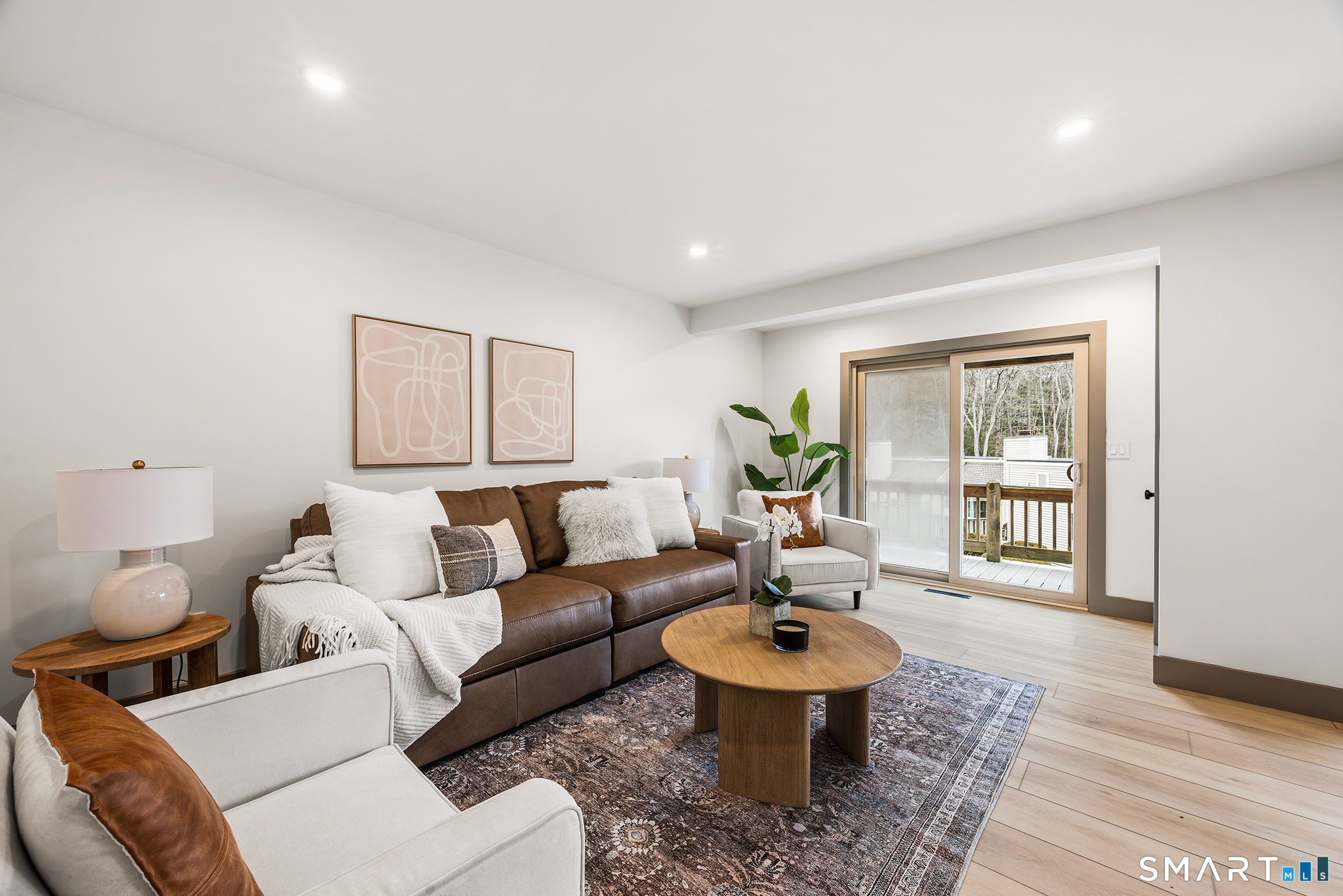 9 Carriage Drive Simsbury CT 06070