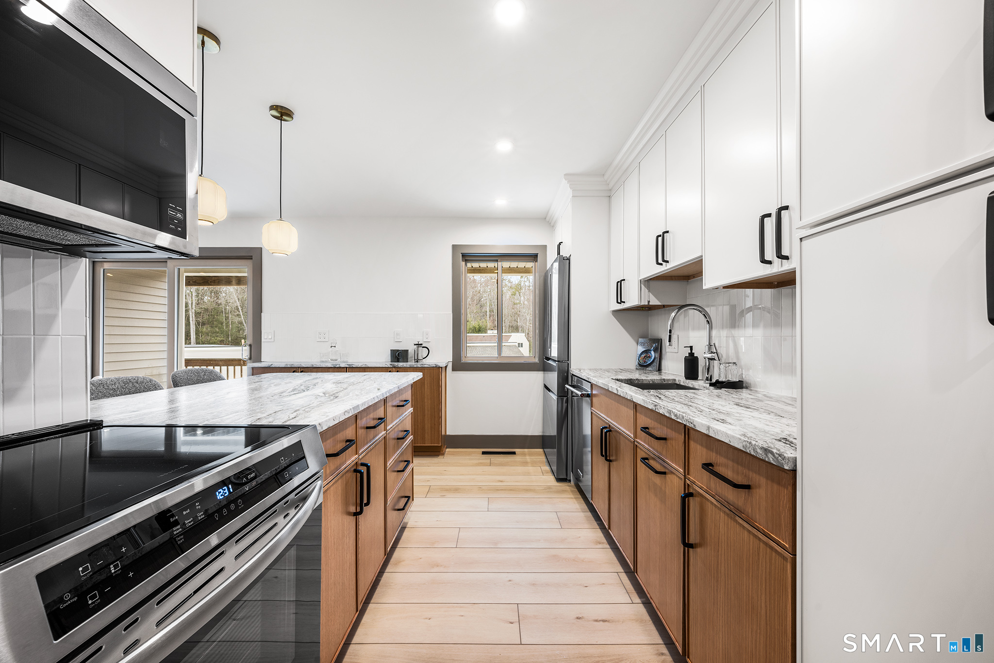 9 Carriage Drive Simsbury CT 06070