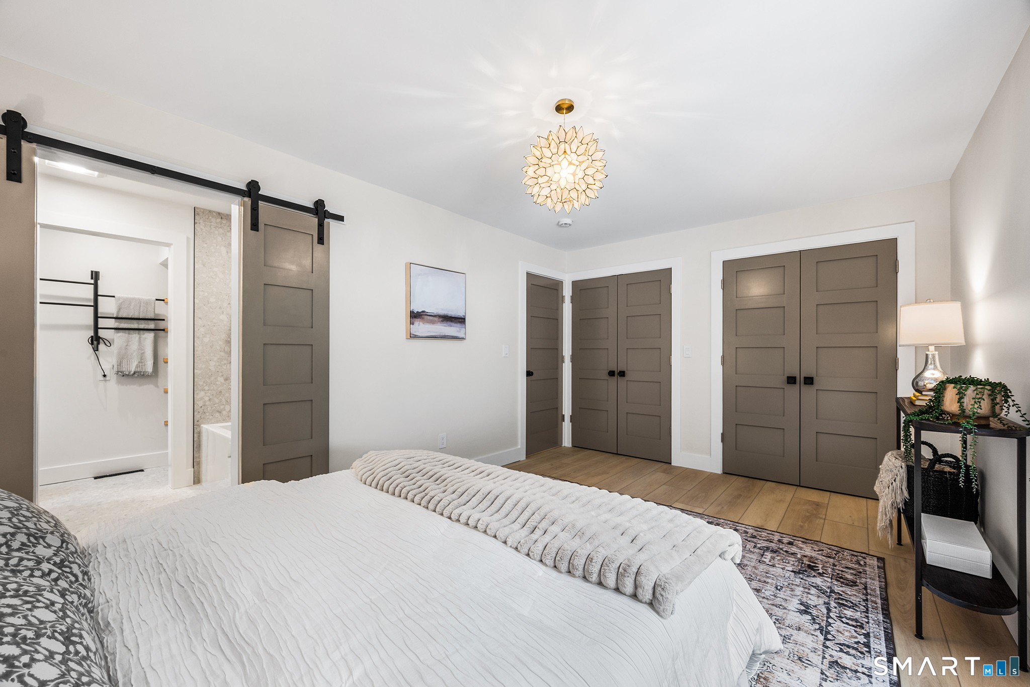 9 Carriage Drive Simsbury CT 06070