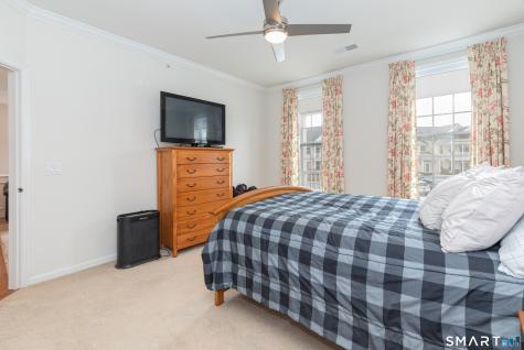 524 Center Meadow Lane Danbury CT 06810