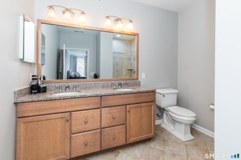 524 Center Meadow Lane Danbury CT 06810