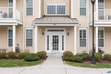 524 Center Meadow Lane Danbury CT 06810