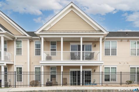 524 Center Meadow Lane Danbury CT 06810