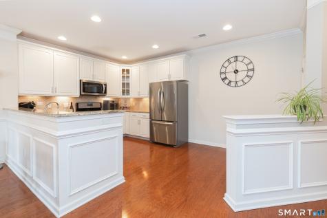 524 Center Meadow Lane Danbury CT 06810