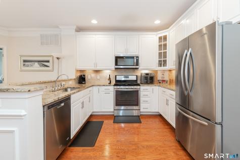 524 Center Meadow Lane Danbury CT 06810