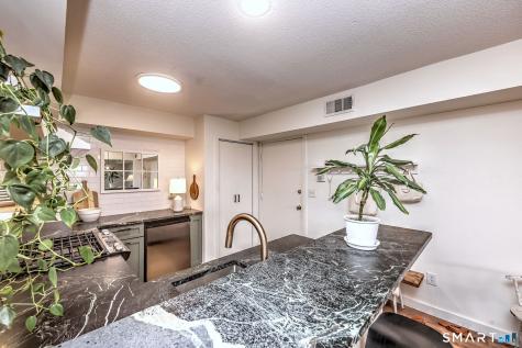 215 Beach Street West Haven CT 06516