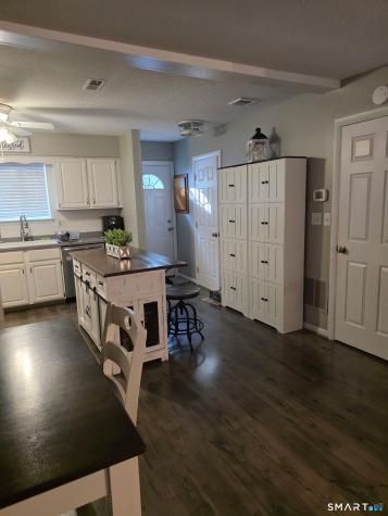 29 Winesap Court Ansonia CT 06401