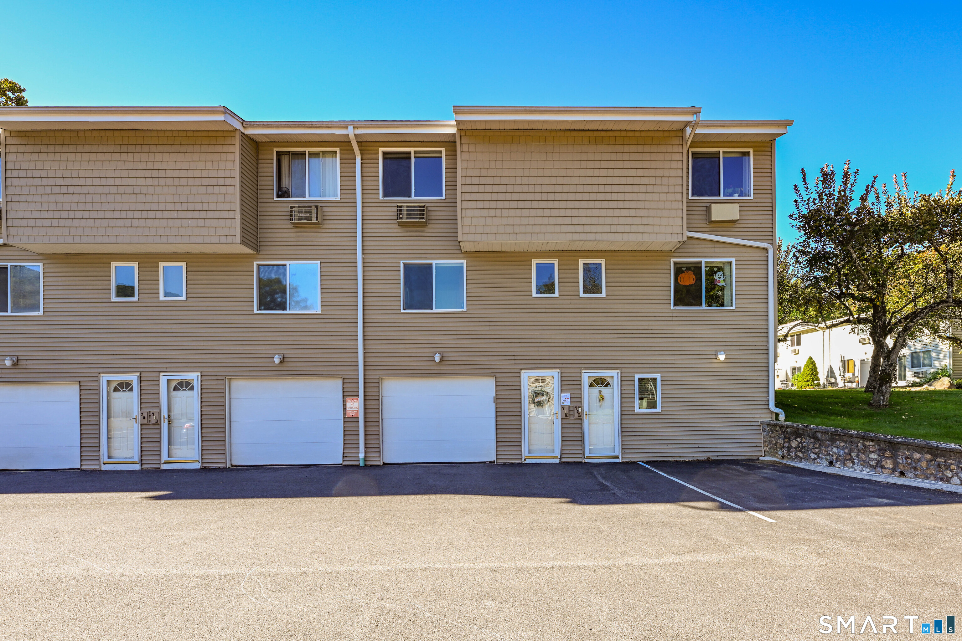 220 Main Street New Hartford CT 06057