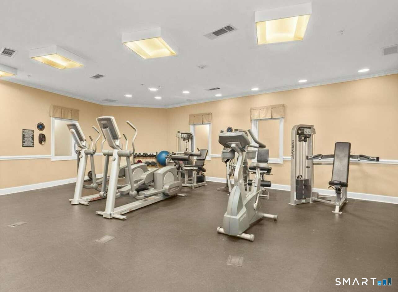 35 West Broad Street Stamford CT 06902