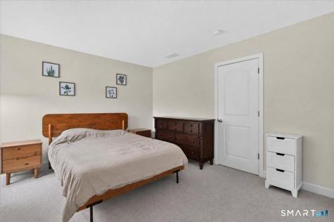 15 Freedom Way East Lyme CT 06357