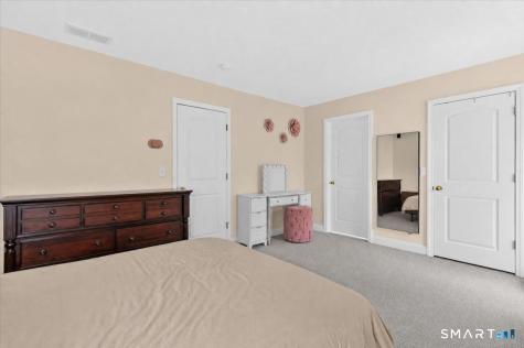 15 Freedom Way East Lyme CT 06357