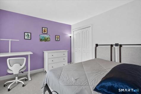 15 Freedom Way East Lyme CT 06357