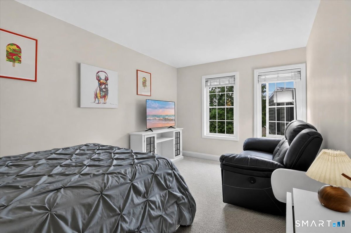 15 Freedom Way East Lyme CT 06357