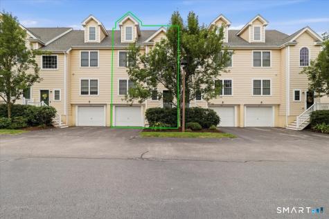 15 Freedom Way East Lyme CT 06357