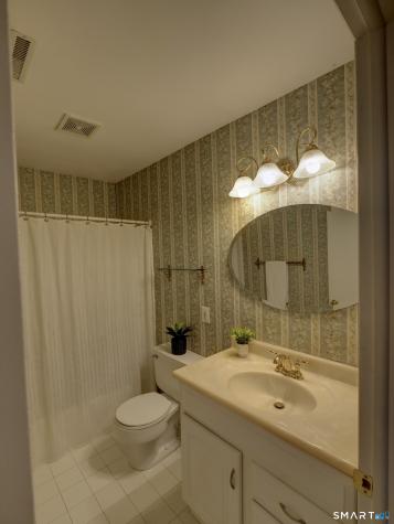412 Pilgrim Harbor Wallingford CT 06492