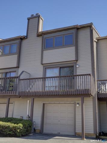 412 Pilgrim Harbor Wallingford CT 06492