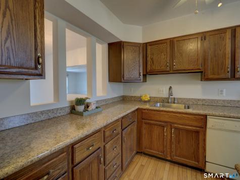 412 Pilgrim Harbor Wallingford CT 06492