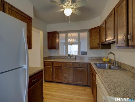 412 Pilgrim Harbor Wallingford CT 06492