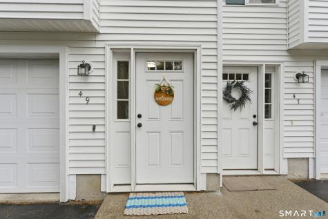 49 Thames Height Lane Groton CT 06340